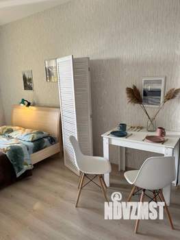 Студия квартира, посуточно, 44м2, 15/25 этаж