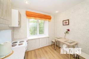 1-к квартира, посуточно, 40м2, 2/5 этаж