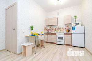 1-к квартира, посуточно, 44м2, 1/1 этаж