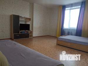 3-к квартира, посуточно, 70м2, 13/25 этаж