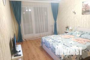 1-к квартира, посуточно, 43м2, 6/9 этаж