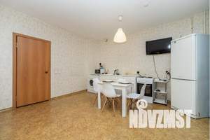 1-к квартира, посуточно, 38м2, 19/25 этаж