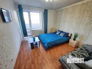 1-к квартира, посуточно, 38м2, 1/1 этаж