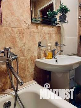 2-к квартира, посуточно, 37м2, 2/5 этаж