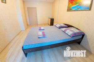 2-к квартира, посуточно, 55м2, 1/1 этаж