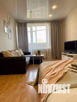 1-к квартира, посуточно, 42м2, 1/1 этаж