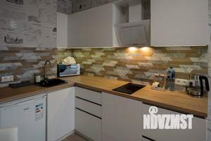 1-к квартира, посуточно, 47м2, 1/1 этаж