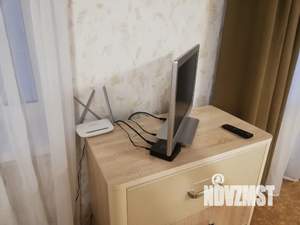 Студия квартира, посуточно, 28м2, 3/25 этаж