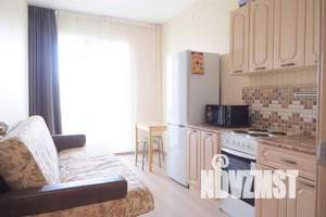 1-к квартира, посуточно, 39м2, 1/25 этаж