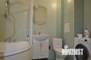 1-к квартира, посуточно, 42м2, 4/25 этаж