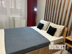 1-к квартира, посуточно, 41м2, 2/10 этаж