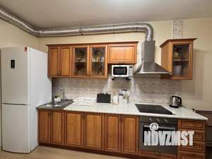 1-к квартира, посуточно, 47м2, 1/1 этаж