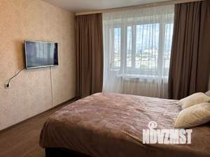 1-к квартира, посуточно, 38м2, 14/14 этаж