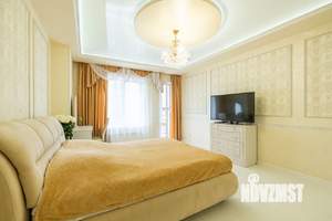 1-к квартира, посуточно, 61м2, 7/25 этаж