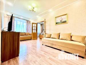 2-к квартира, посуточно, 45м2, 1/1 этаж