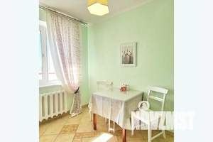 1-к квартира, посуточно, 38м2, 7/11 этаж