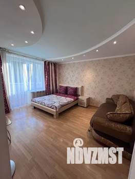 1-к квартира, посуточно, 45м2, 3/10 этаж