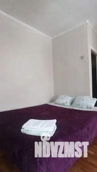 1-к квартира, посуточно, 33м2, 2/5 этаж