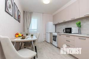 1-к квартира, посуточно, 42м2, 16/20 этаж