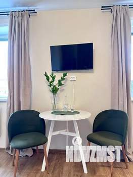 Студия квартира, посуточно, 33м2, 1/8 этаж