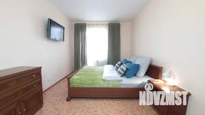 1-к квартира, посуточно, 37м2, 12/25 этаж