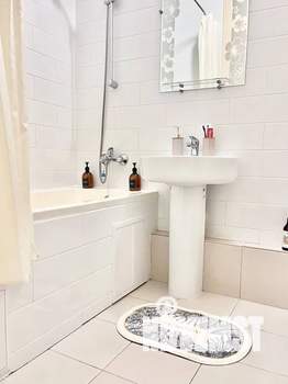 1-к квартира, посуточно, 43м2, 6/8 этаж