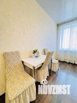 1-к квартира, посуточно, 44м2, 1/1 этаж