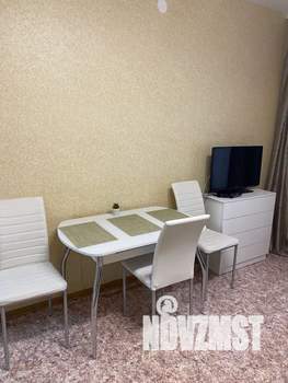 Студия квартира, посуточно, 48м2, 1/16 этаж