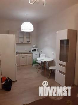 Студия квартира, посуточно, 28м2, 9/25 этаж