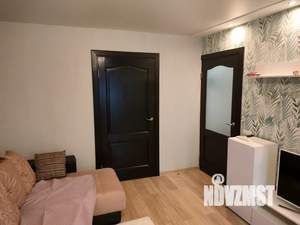 Студия квартира, посуточно, 45м2, 2/5 этаж