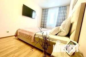 1-к квартира, посуточно, 40м2, 13/14 этаж