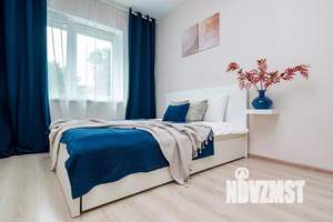 1-к квартира, посуточно, 42м2, 1/1 этаж