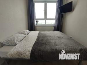 2-к квартира, посуточно, 40м2, 23/25 этаж