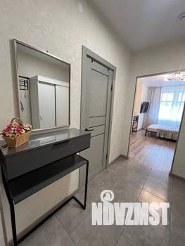 1-к квартира, посуточно, 32м2, 1/4 этаж