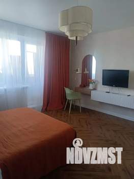 1-к квартира, посуточно, 34м2, 10/10 этаж