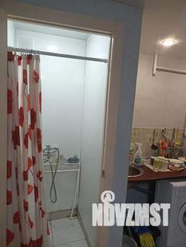 Студия квартира, посуточно, 27м2, 1/5 этаж