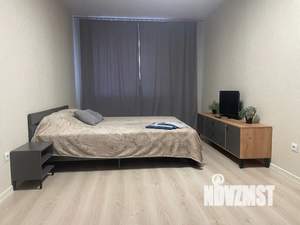 1-к квартира, посуточно, 34м2, 4/10 этаж