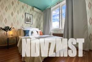 2-к квартира, посуточно, 62м2, 19/25 этаж