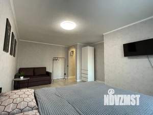 1-к квартира, посуточно, 35м2, 5/5 этаж