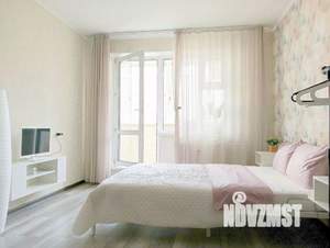 1-к квартира, посуточно, 42м2, 1/1 этаж