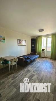 Студия квартира, посуточно, 25м2, 2/25 этаж