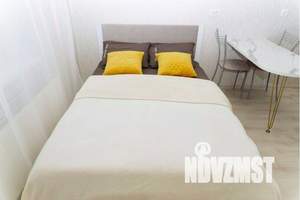 1-к квартира, посуточно, 30м2, 1/8 этаж
