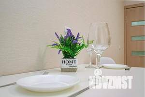 1-к квартира, посуточно, 42м2, 3/26 этаж