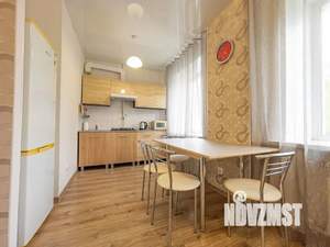 3-к квартира, посуточно, 60м2, 2/5 этаж