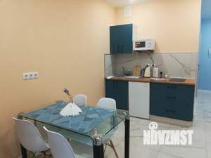 1-к квартира, посуточно, 40м2, 9/17 этаж