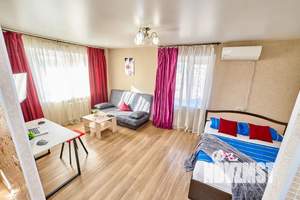 1-к квартира, посуточно, 33м2, 4/5 этаж