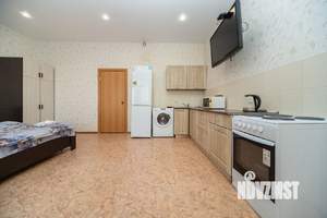 Студия квартира, посуточно, 40м2, 25/26 этаж