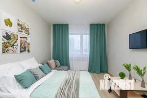 1-к квартира, посуточно, 42м2, 18/25 этаж