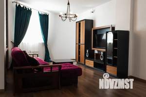 Студия квартира, посуточно, 56м2, 14/15 этаж