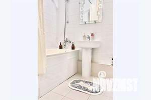 1-к квартира, посуточно, 46м2, 6/8 этаж